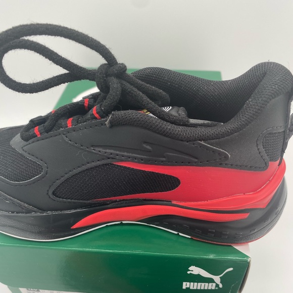 Little Kids Puma RS-Fast Red and Black - Picture 5 of 13